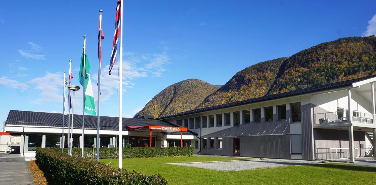 Blix Hotel Vikoyri Buitenkant foto